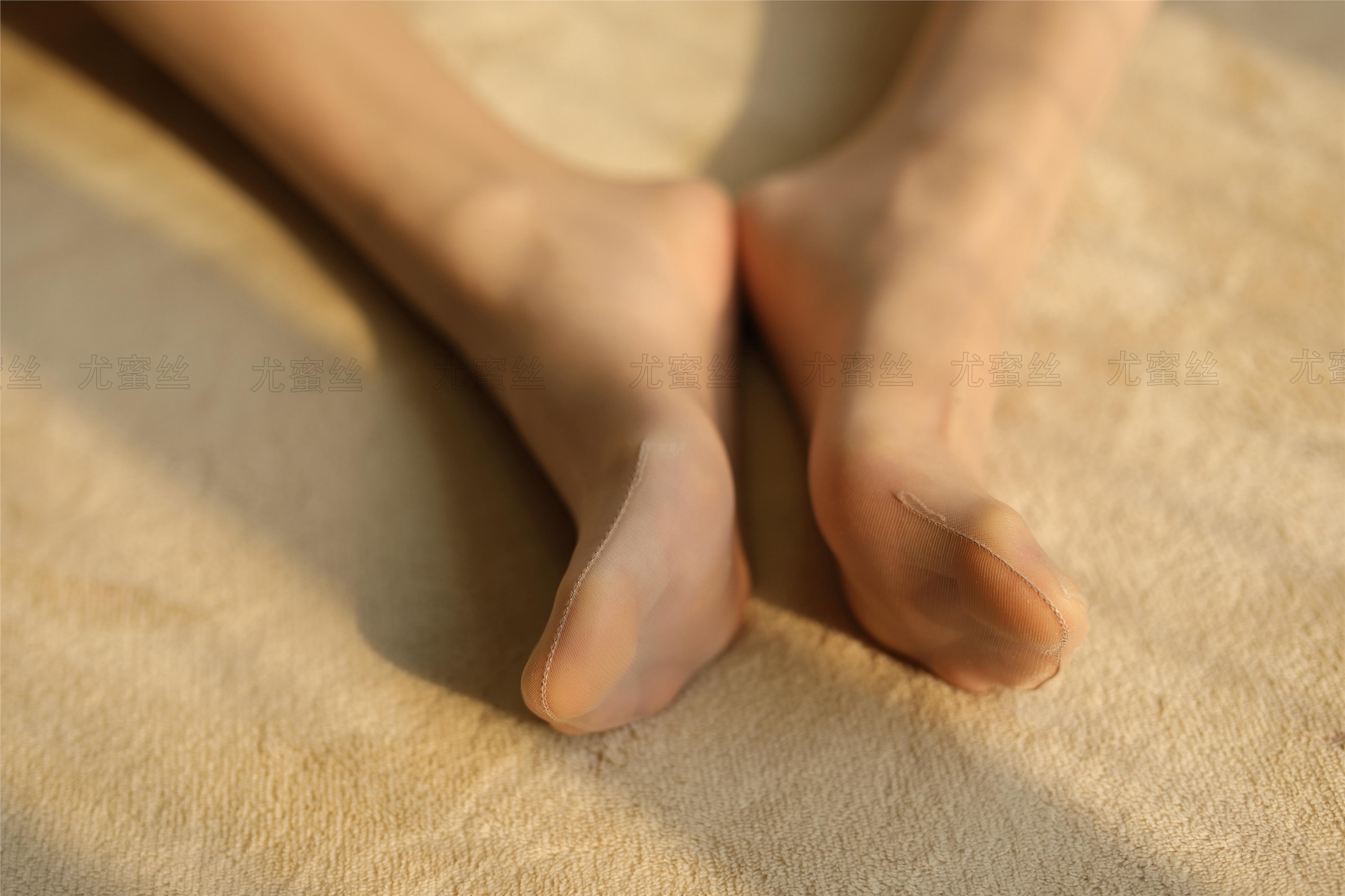 尤蜜丝 穿搭写真 NO.028